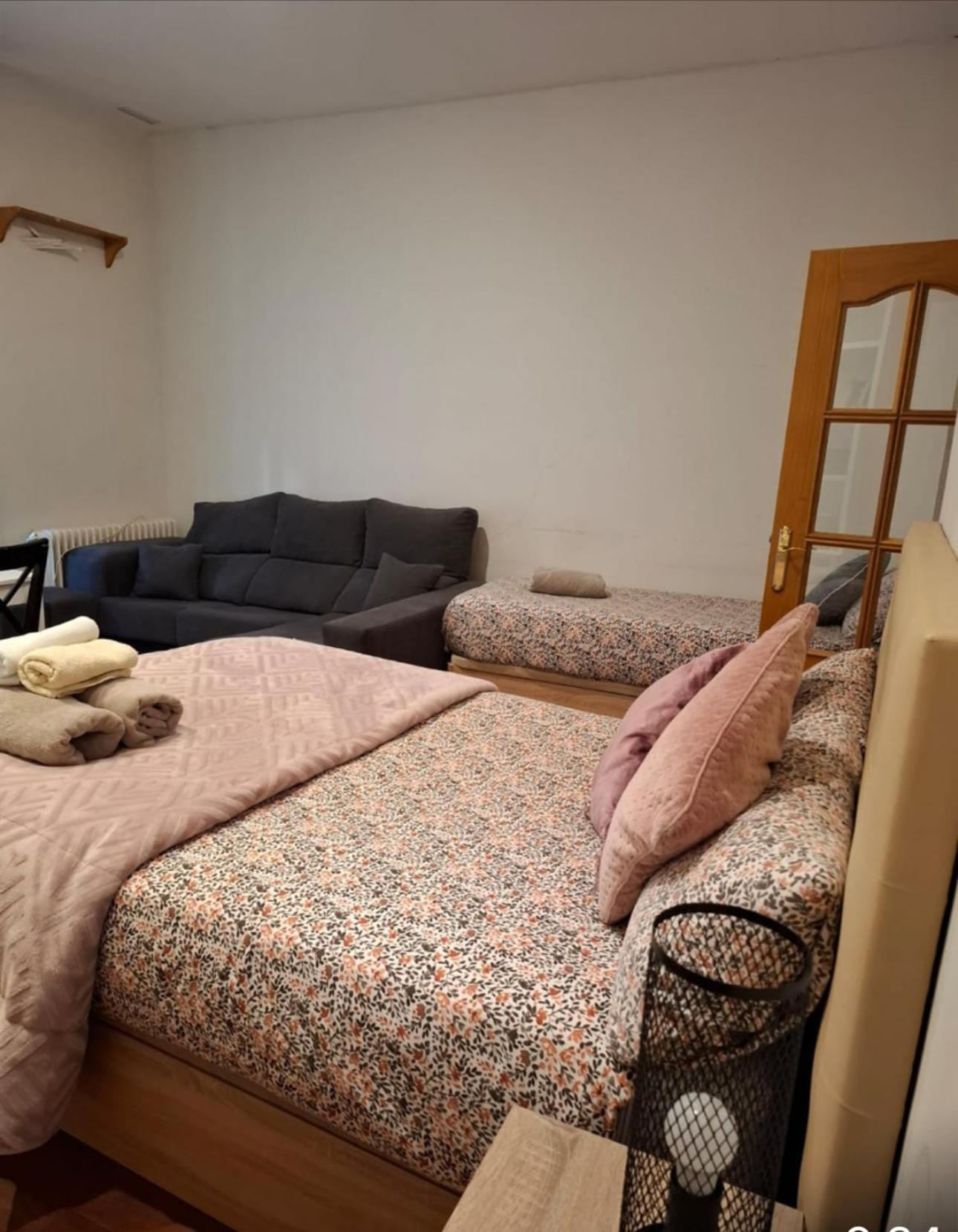 Piso Centro De Cibeles Apartment มาดริด ภายนอก รูปภาพ